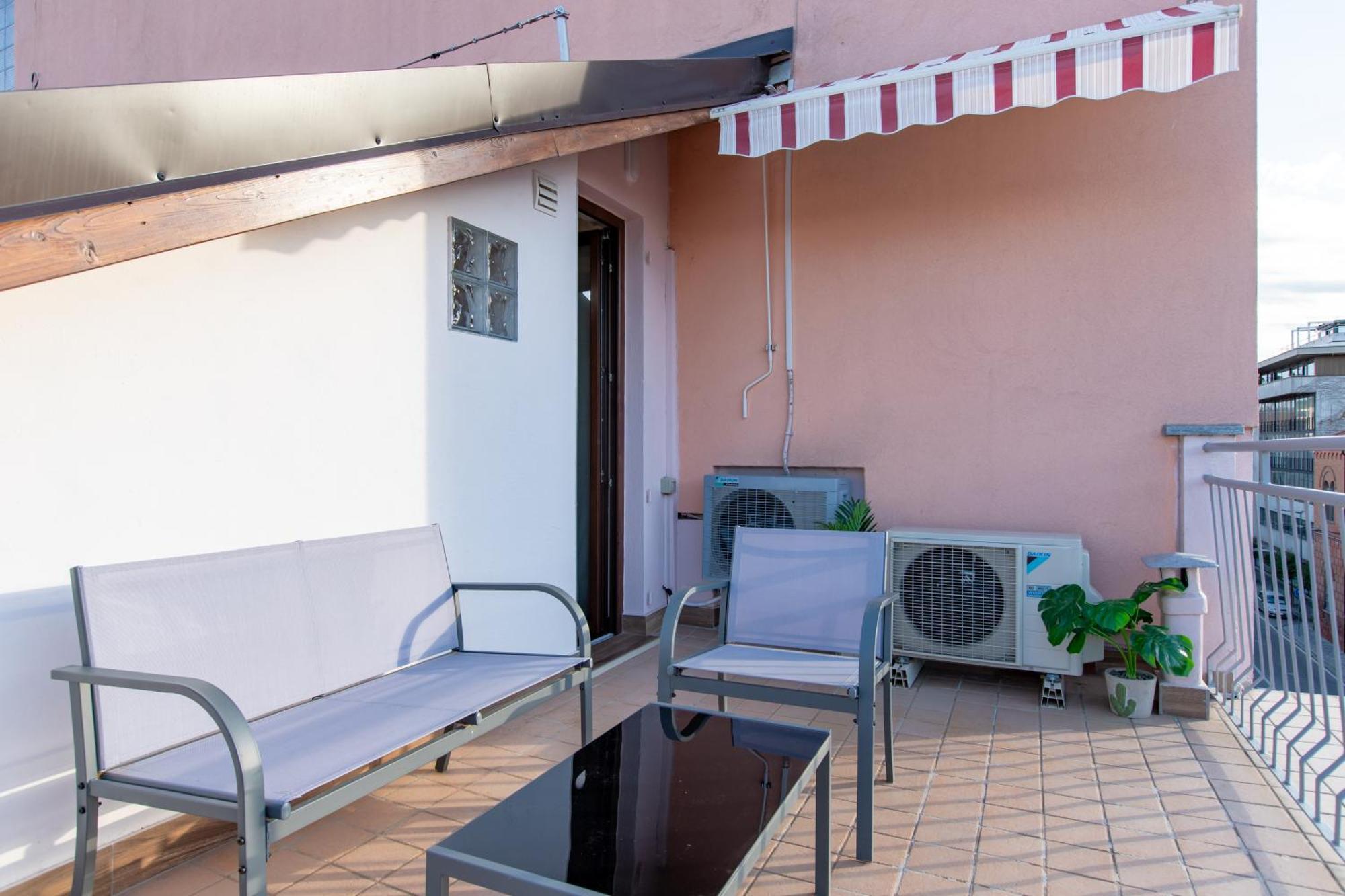 Attico Grand Terrace Apartment อัลบา ภายนอก รูปภาพ